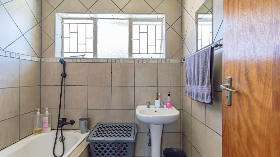 4 Bedroom Property for Sale in Bodorp North West